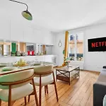 Appartamento Quartier Les Marais 1 Bedroom With Netflix