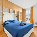 Quartier Les Marais 1 Bedroom With Netflix Appartamento